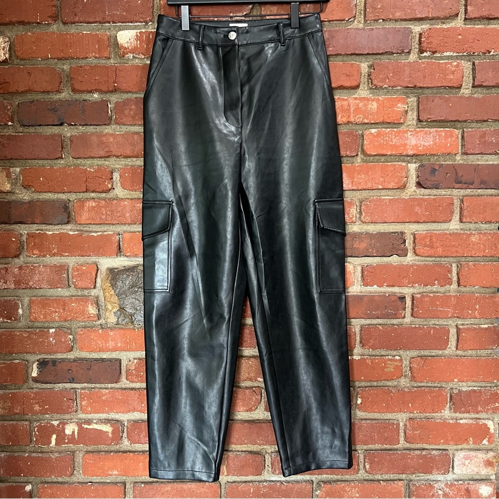 Aritzia Wilfred women's‎ faux high rise leather cargo pants button fly size 6